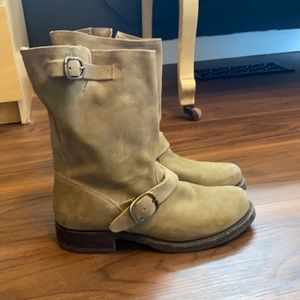 Frye Veronica Slouch in Desert Sand